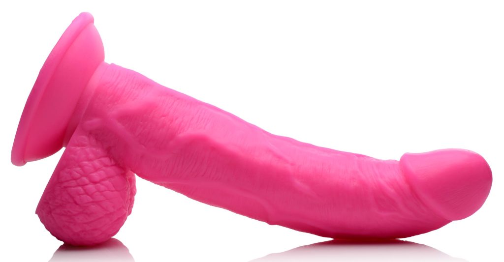 7.5 Inch Dildo With Balls - Pink